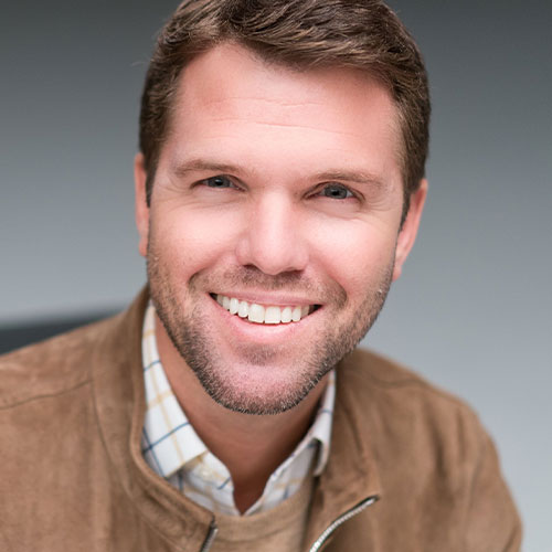 Headshot of Jamie Wax